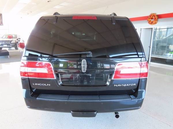 2014 Lincoln NAVIGATOR - cars & trucks - by dealer - vehicle... for sale in Oxnard, CA – photo 5