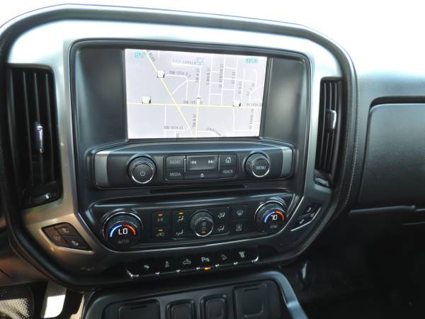 2015 Chevrolet Silverado 2500HD Crew Cab LTZ 4x4 Diesel for sale in Bentonville, AR – photo 12