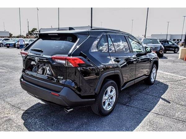 2019 Toyota RAV4 XLE hatchback BLACK - cars & trucks - by dealer -... for sale in El Paso, TX – photo 9