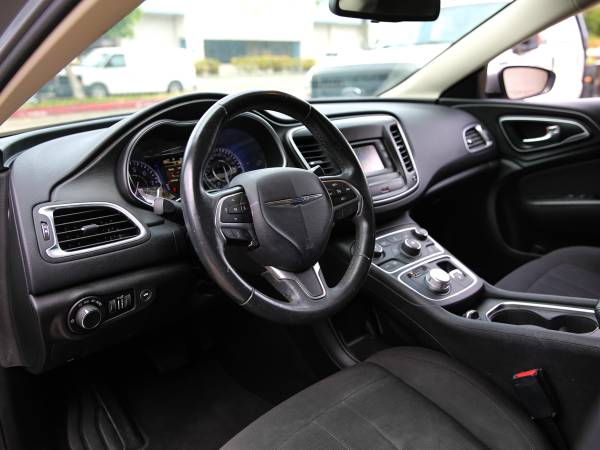 2016 Chrysler 200 Limited Sedan, Backup Cam, Auto, 4-Cyl, Silver for sale in Pearl City, HI – photo 19