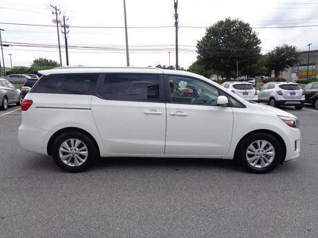 2018 Kia Sedona LX - cars & trucks - by dealer - vehicle automotive... for sale in Rockville, District Of Columbia – photo 7