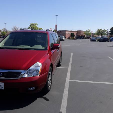 2012 Kia Sedona EX mini van minivan for sale in Chico, CA – photo 10