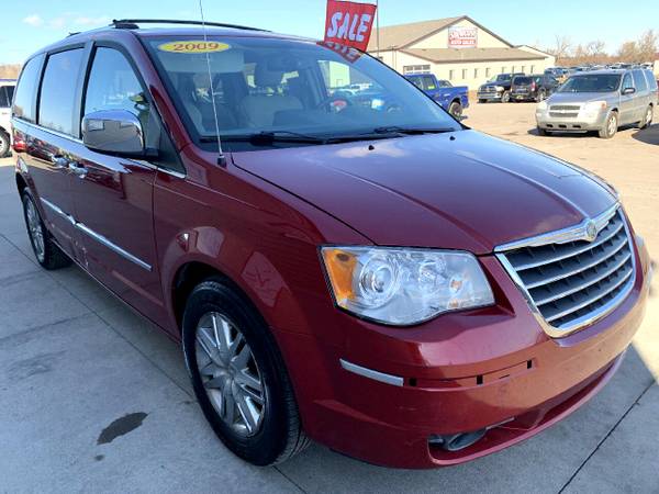 2009 Chrysler Town & Country 4dr Wgn Limited - - by for sale in Chesaning, MI – photo 3