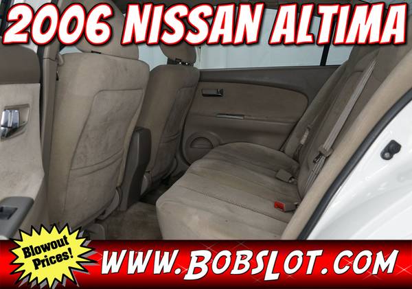 2006 Nissan Altima 2 5s - Excellent Condition - - by for sale in El Paso, TX – photo 7