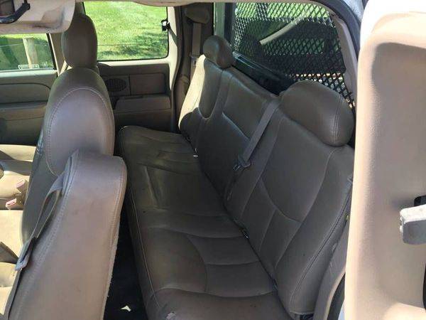 2006 Chevrolet Chevy Silverado 3500 4X2 4dr Extended Cab Huge Diesel... for sale in Woodsboro, MD – photo 9