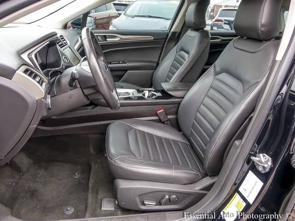 2016 Ford Fusion SE - cars & trucks - by dealer - vehicle automotive... for sale in Oak Lawn, IL – photo 8