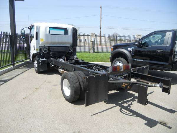 2016 isuzu NPR gas cab & chasiss 12, 000GVW TRUCK FOR BOX FLATBED for sale in Los Angeles, CA – photo 3