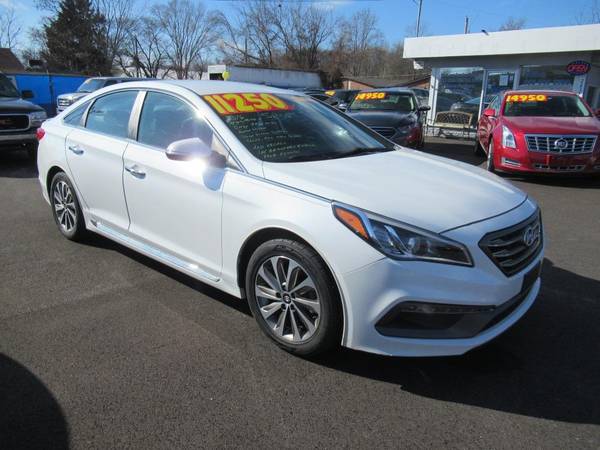 2016 Hyundai Sonota Sport - - by dealer - vehicle for sale in St.Charles, MO – photo 3