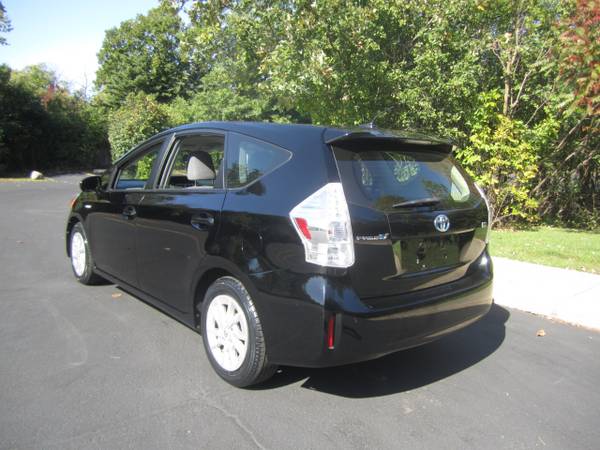 2012 Toyota Prius V Three NAVIGATION NEW TIRES - CLEAN!!! 1 OWNER!! for sale in Highland Park, TN – photo 17