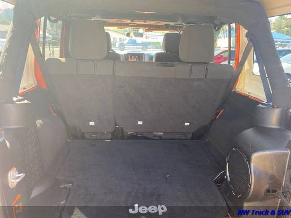 2012 Jeep Wrangler Unlimited Rubicon - 4X4 - cars & trucks - by... for sale in Milwaukee, OR – photo 10