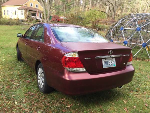 Toyota Camry - cars & trucks - by owner - vehicle automotive sale for sale in Greene, RI – photo 2