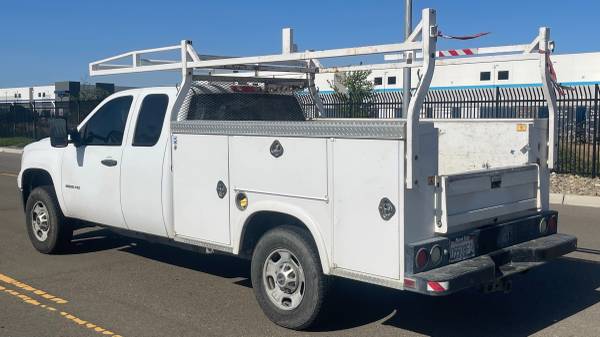 2011 GMC sierra 2500 HD Utility Service Bed Great Conditions for sale in Lathrop, CA – photo 6