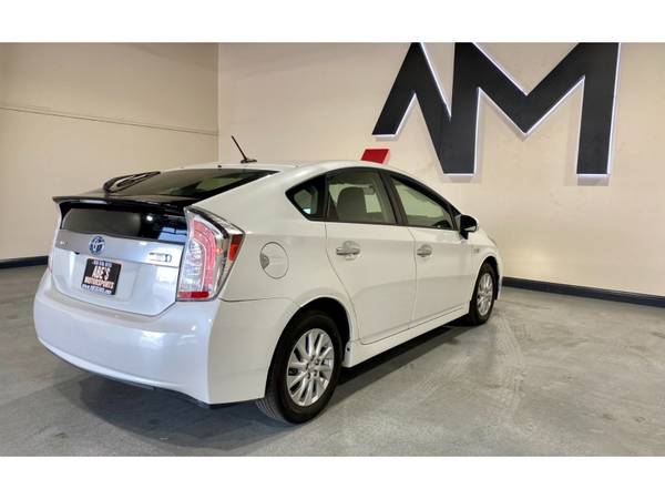 2014 TOYOTA PRIUS PLUG-IN 5DR HB - cars & trucks - by dealer -... for sale in Sacramento , CA – photo 6