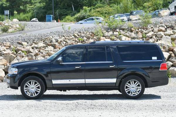 2010 *Lincoln* *Navigator* *L* - cars & trucks - by dealer - vehicle... for sale in Naugatuck, CT – photo 2