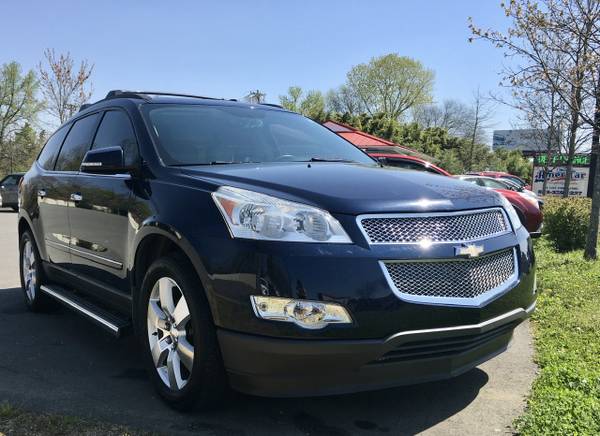 2012 Chevrolet Traverse LTZ - - by dealer - vehicle for sale in Rock Hill, NC – photo 2
