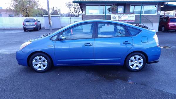 2008 Toyota Prius !! 1 OWNER !! - cars & trucks - by dealer -... for sale in Medford, OR – photo 5