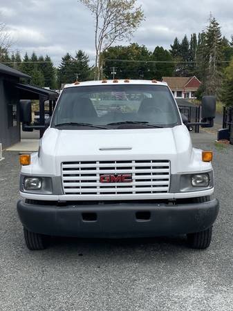 2005 GMC C5500 Kodiak cab & chassis farm work truck 24 flatbed! for sale in Other, OR – photo 7