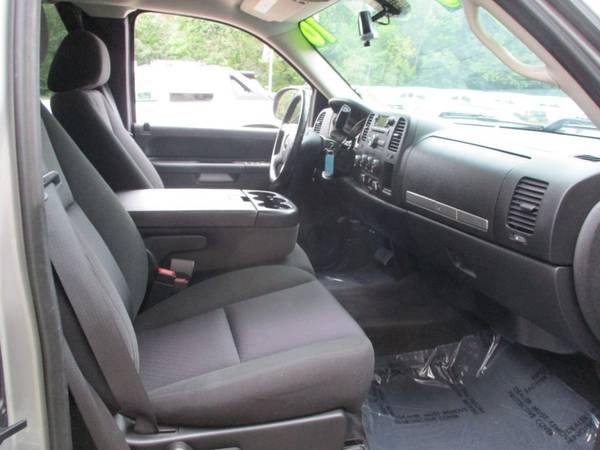 2010 *Chevrolet* *Silverado 1500* *4WD Ext Cab 143.5 LT for sale in Abington, MA – photo 14