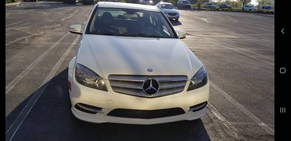 Mercedes Benz C300 - cars & trucks - by owner - vehicle automotive... for sale in West Bloomfield, MI – photo 2