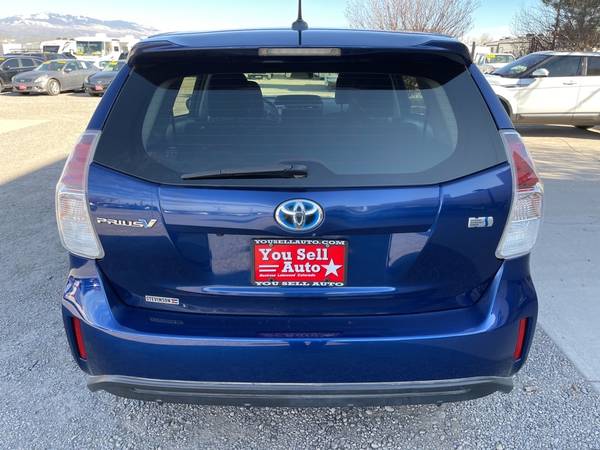 2015 Toyota Prius V Hybrid, Backup Camera, Push Button Start - cars for sale in MONTROSE, CO – photo 6