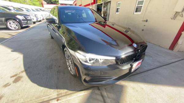 2017 BMW 530i xDrive - - by dealer - vehicle for sale in Great Neck, NY – photo 4