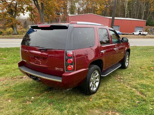 2008 GMC Yukon Denali AWD 4dr - cars & trucks - by dealer - vehicle... for sale in North Oxford, MA – photo 10