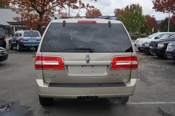 ☾ 2008 Lincoln Navigator ▶ Luxurious SUV ▶ Sale Price ▶ ▶ - cars &... for sale in Eugene, OR – photo 7
