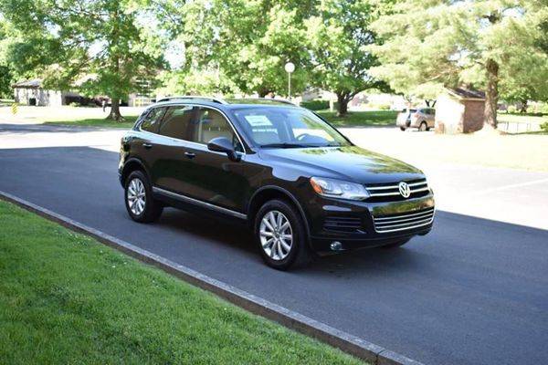 2012 Volkswagen Touareg TDI Sport AWD 4dr SUV w/ Navigation for sale in Knoxville, TN – photo 4