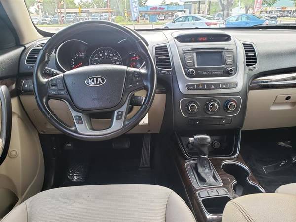 2014 Kia Sorento LX 2WD for sale in Fort Myers, FL – photo 13