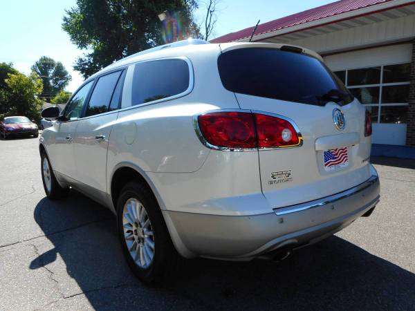 ★★★ 2012 Buick Enclave / New Tires / Leather / Sunroof! ★★★ - cars &... for sale in Grand Forks, ND – photo 8