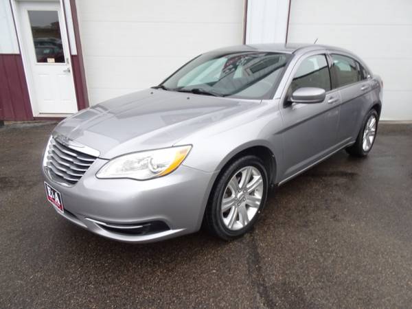 2013 Chrysler 200 Touring for sale in Waterloo, IA – photo 2