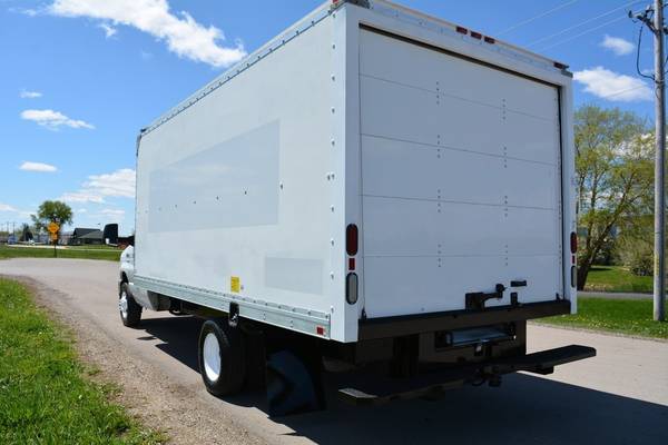 2013 Ford E-350 16ft Box Truck - - by dealer - vehicle for sale in Crystal Lake, IL – photo 6