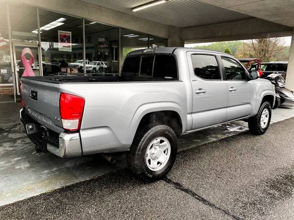 Toyota Tacoma Pickup Truck Crew Cab Automatic Carfax 1 Owner Trucks... for sale in Macon, GA – photo 2
