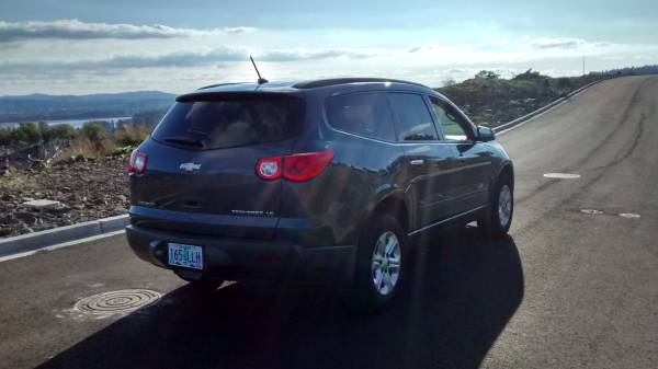2010 Chevy Traverse AWD LS for sale in Vancouver, OR – photo 6