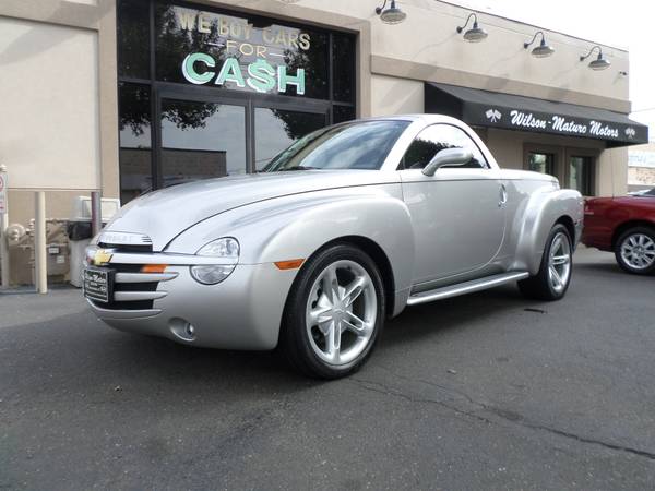 2004 Chevy SSR Only 5,140 Miles** for sale in New Haven, CT – photo 2