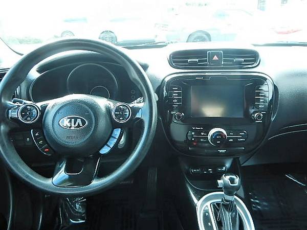 2018 KIA SOUL PLUS! BACK UP CAMERA! ONE OWNER! SUPER CLEAN GRT... for sale in GROVER BEACH, CA – photo 11