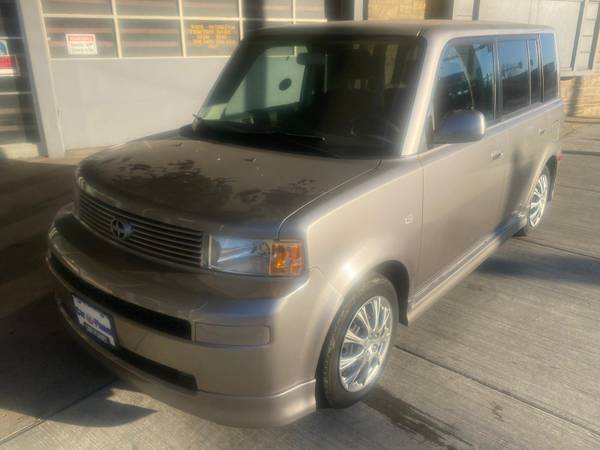 2005 SCION xB - cars & trucks - by dealer - vehicle automotive sale for sale in MILWAUKEE WI 53209, WI – photo 2