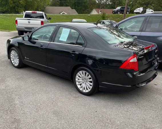 2010 Ford Fusion Hybrid with only 20k miles! - cars & trucks - by... for sale in Chattanooga, TN – photo 2
