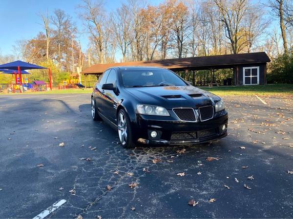 2009 Pontiac G8 GXP - cars & trucks - by owner - vehicle automotive... for sale in Dayton, OH – photo 4