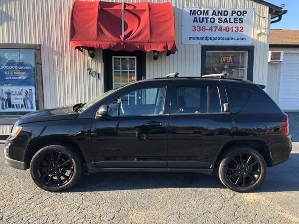 2015 Jeep Compass Altitude Edition 4x4 4dr SUV - cars & trucks - by... for sale in Thomasville, NC – photo 3