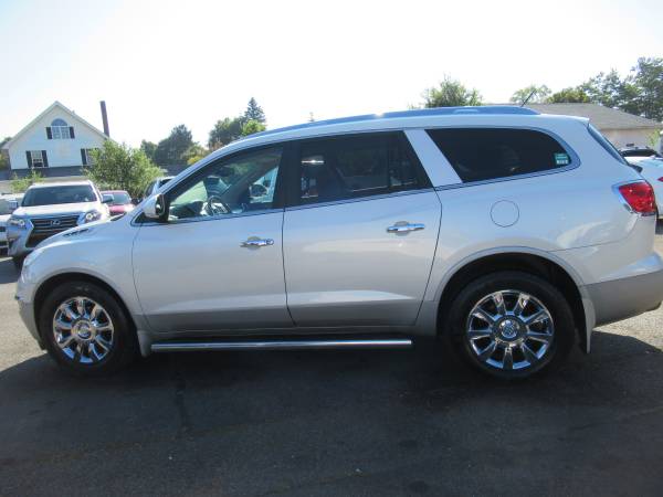 2011 BUICK ENCLAVE CXL LOADED NAVIGATION-BACK UP CAM-DVD BEAUTY for sale in Johnson City, NY – photo 3