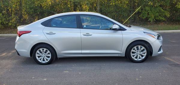 2019 Gas Saving Beauty! Hyundai Accent! Clean Title/CarFax! Espanol... for sale in Burleson, TX – photo 5
