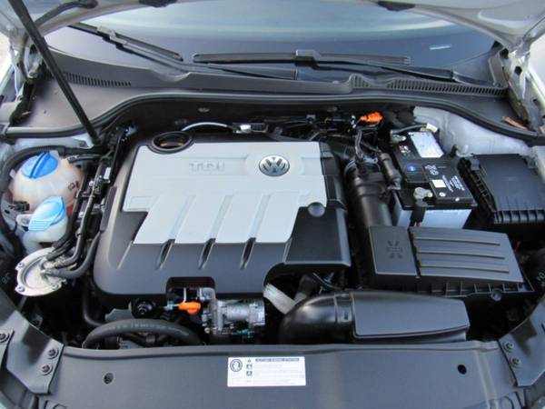 2012 Volkswagen Jetta Wagon TDI for sale in Grayslake, IL – photo 22