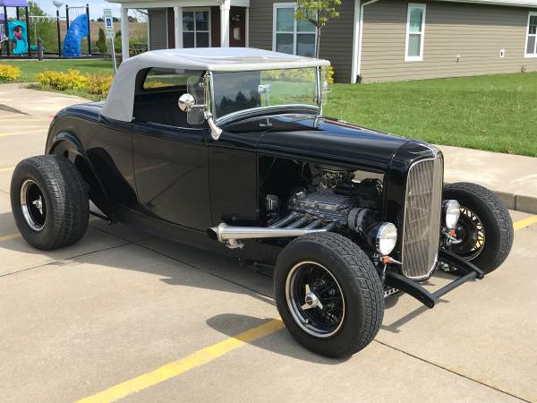 Beautiful 1932 Ford Roadster with Removable Hardtop - cars & trucks... for sale in Allen, TX – photo 3