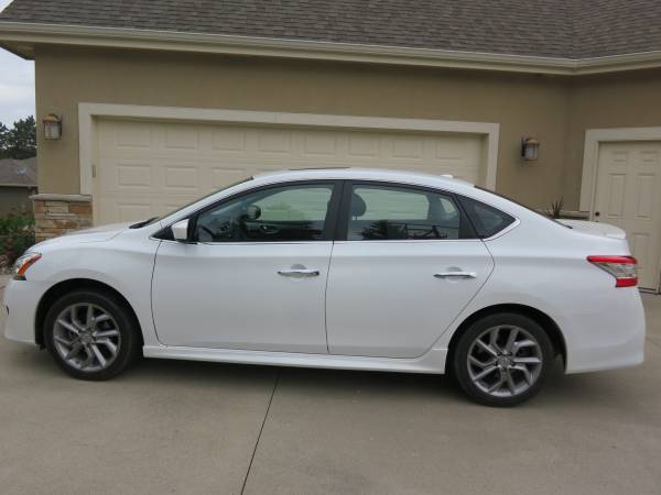 2014 Nissan Sentra SR for sale in URBANDALE, IA – photo 5