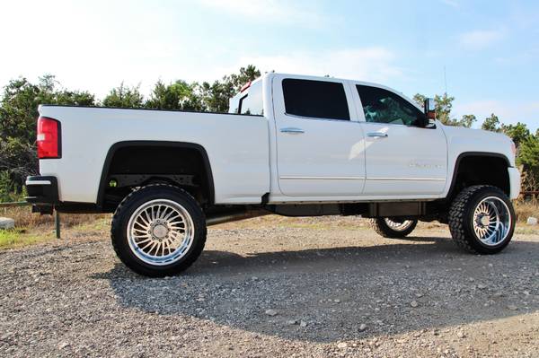 2016 GMC 2500 DENALI DUARMAX*LIFTED*FORGED WHEELS*LOADED*NAV*SUN ROOF! for sale in Liberty Hill, IA – photo 9