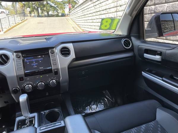 2018 Toyota Tundra 4x4 Sr5 Crewmax - - by dealer for sale in Burien, WA – photo 20