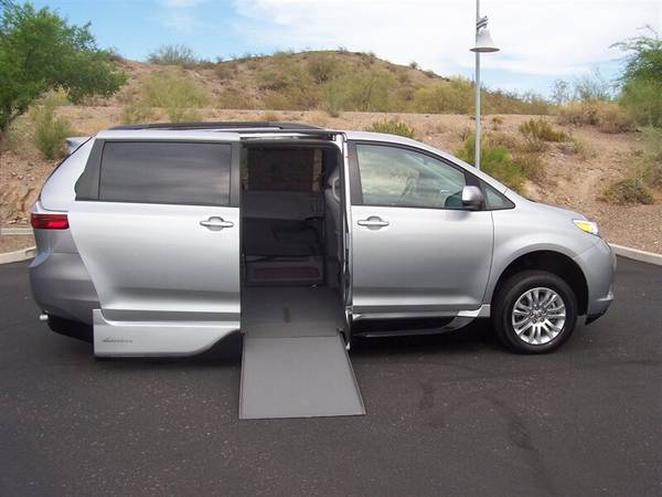 2015 Toyota Sienna XLE Wheelchair Handicap Mobility Van - cars & for sale in Phoenix, WI – photo 2