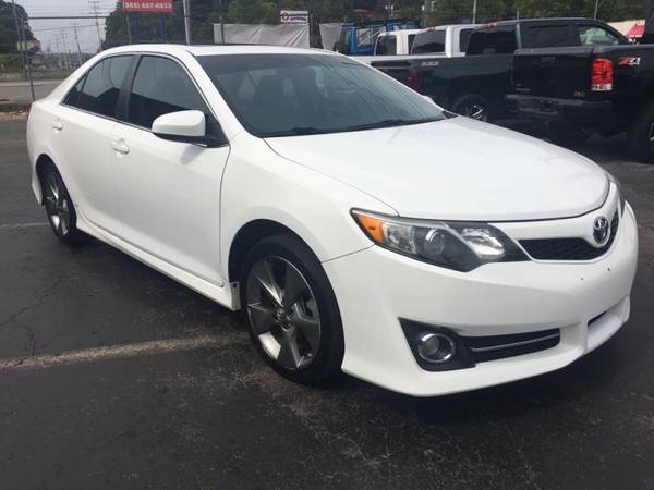 2014 Toyota Camry SE Text Offers/Trades - cars & trucks - by dealer... for sale in Knoxville, TN – photo 4