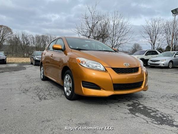 2009 Toyota Matrix Base 4-Speed AT - - by dealer for sale in York, PA – photo 3